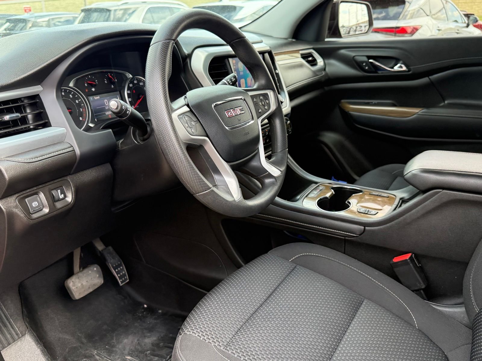 Used 2021 Red GMC SLE image 10