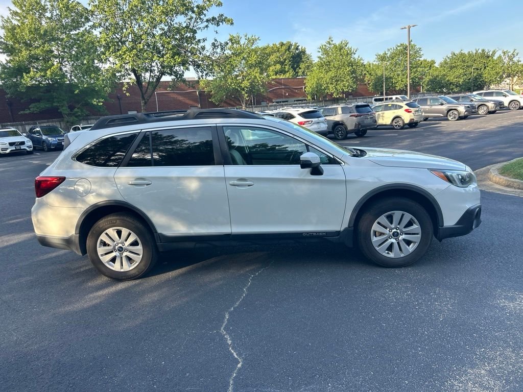 Used 2016 White Subaru 2.5i Premium image 2
