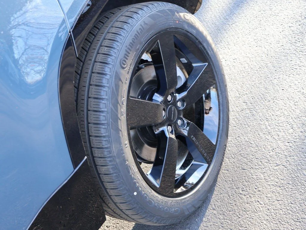 New 2026 Tasman Blue Land Rover X-Dynamic SE image 38