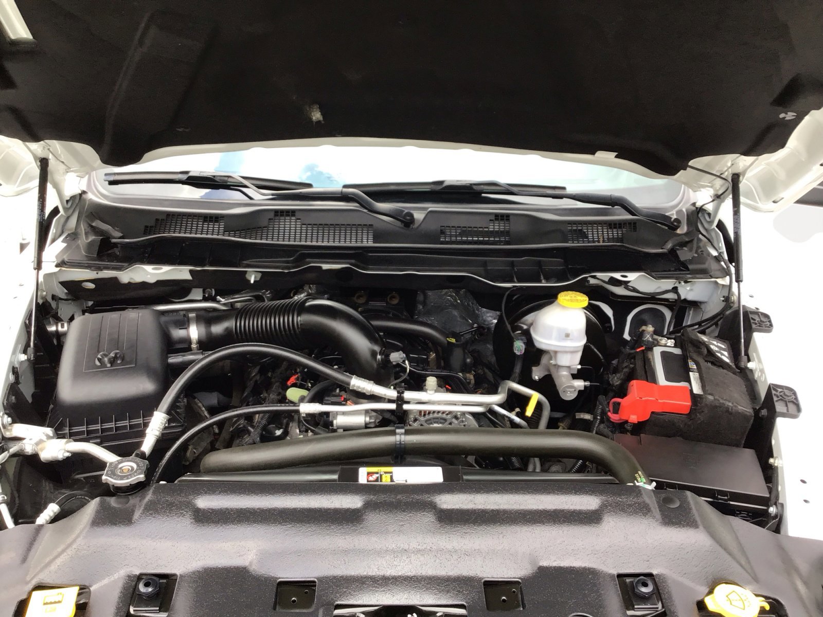 Certified Used 2024 Bright White Clearcoat Ram Warlock image 27