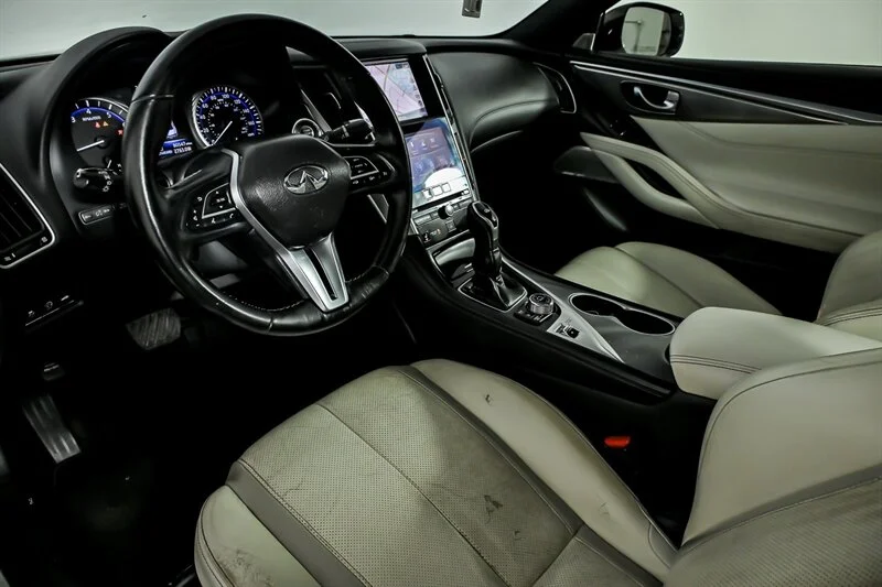 Used 2018 Pure White INFINITI 2.0T Luxe image 18