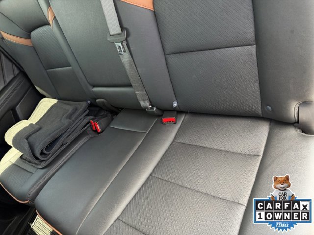 Used 2025 Sterling Metallic GMC AT4 image 11