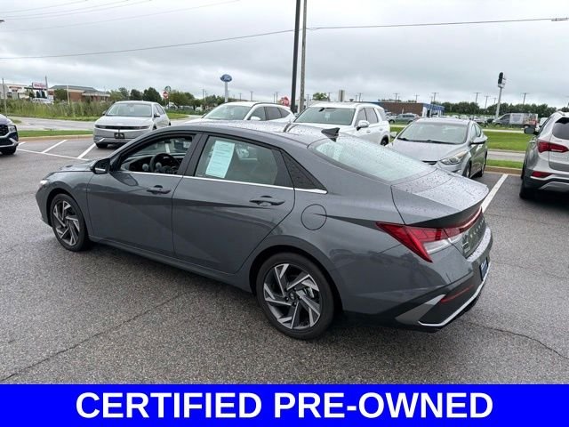 2026 Hyundai Elantra Limited - Photo 16