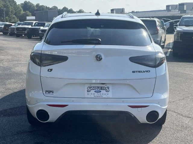 Used 2021 White Alfa Romeo Ti Sport image 5