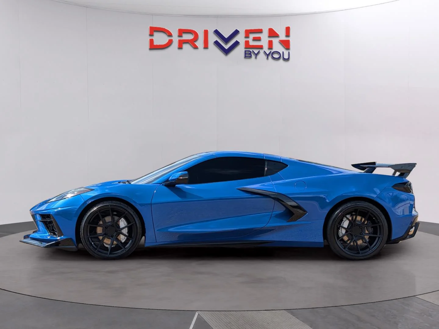 Used 2021 ELKHART LAKE BLUE METALLIC Chevrolet 1LT image 3