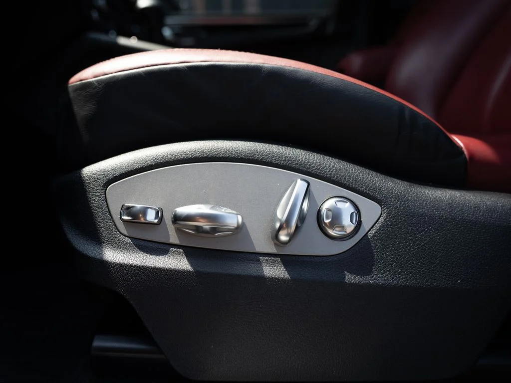 Used 2023  Porsche S image 20