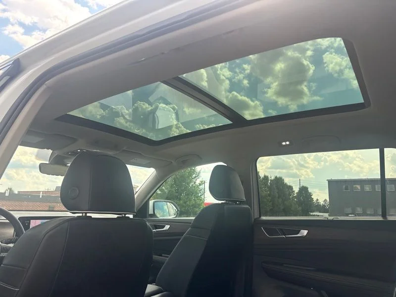 New 2026 White/off-white Volkswagen 2.0T SEL Premium R-Line image 18