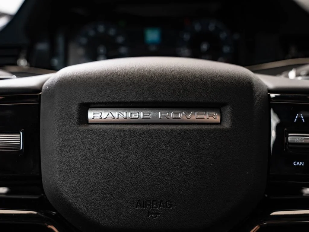 New 2026 Fuji White Land Rover Dynamic image 31