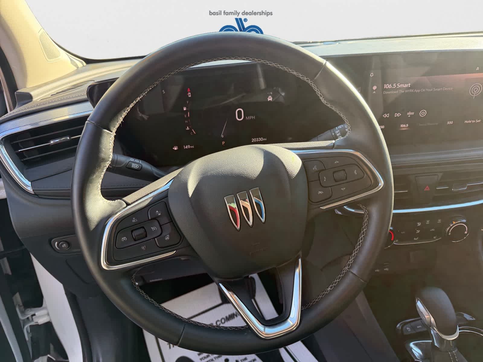 Used 2025 Summit White Buick Preferred image 17