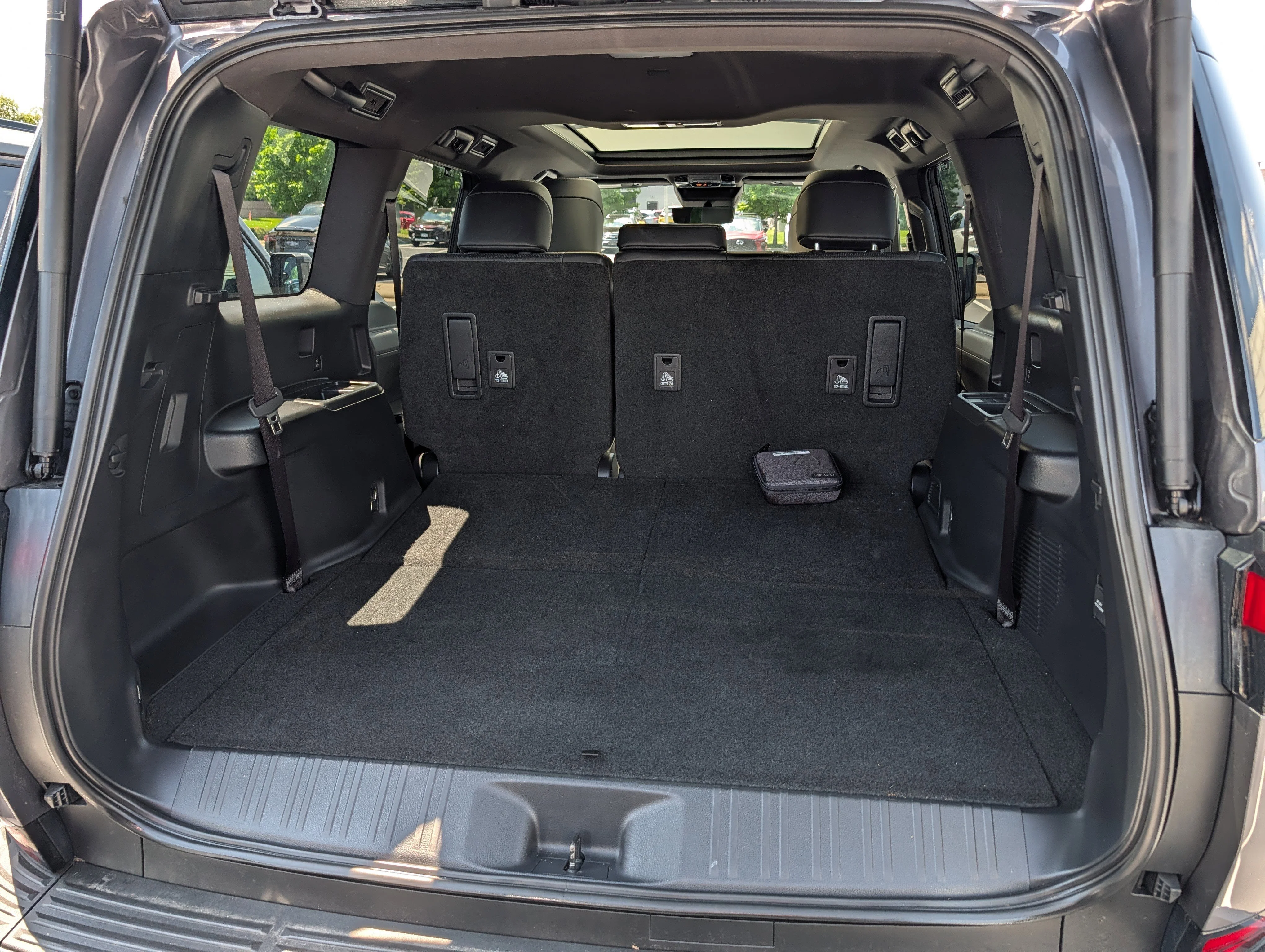 Used 2024 Nebula Gray Pearl Lexus GX 550 Luxury+ image 18