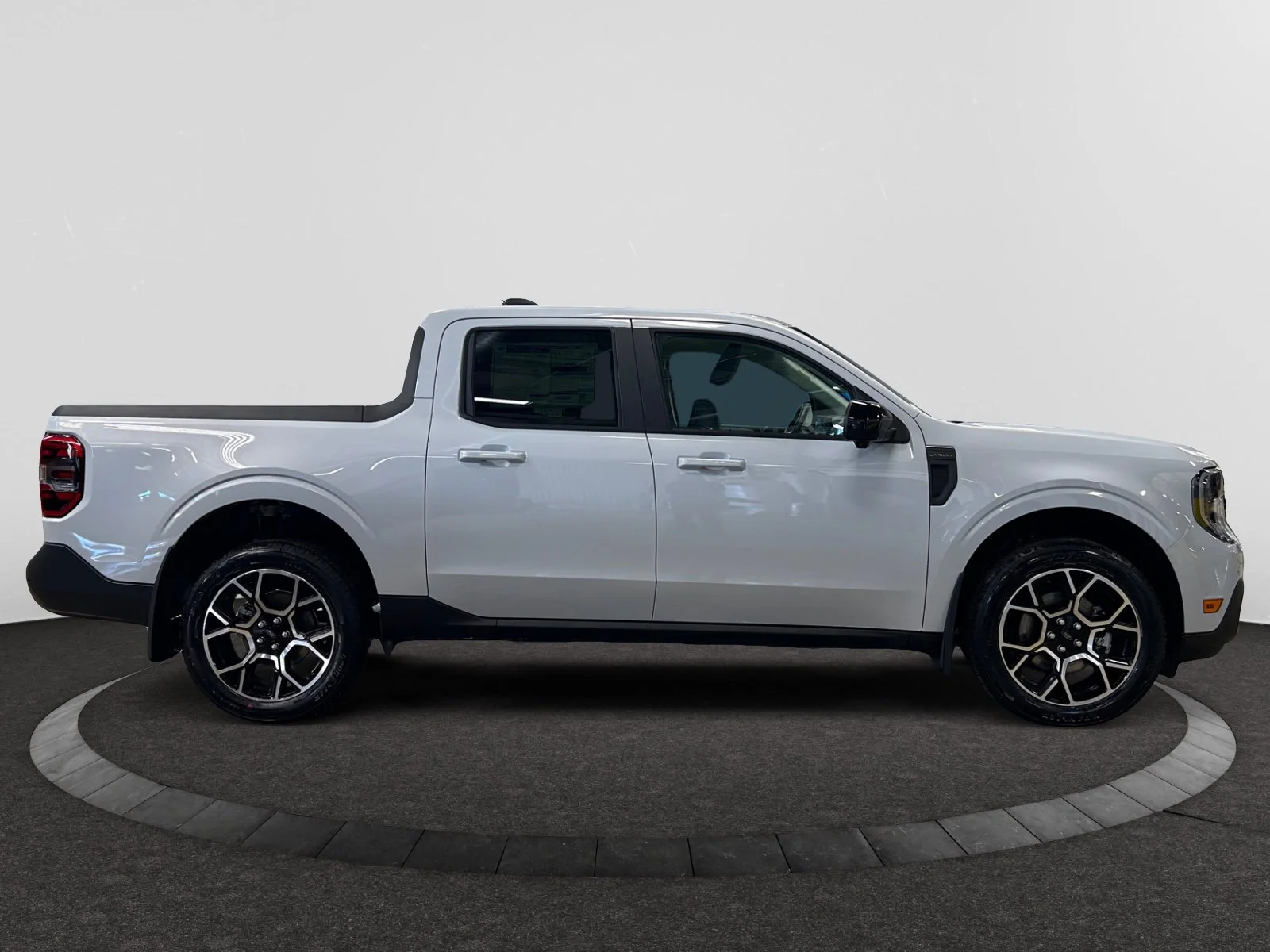 New 2026 Space White Metallic Ford Lariat image 6