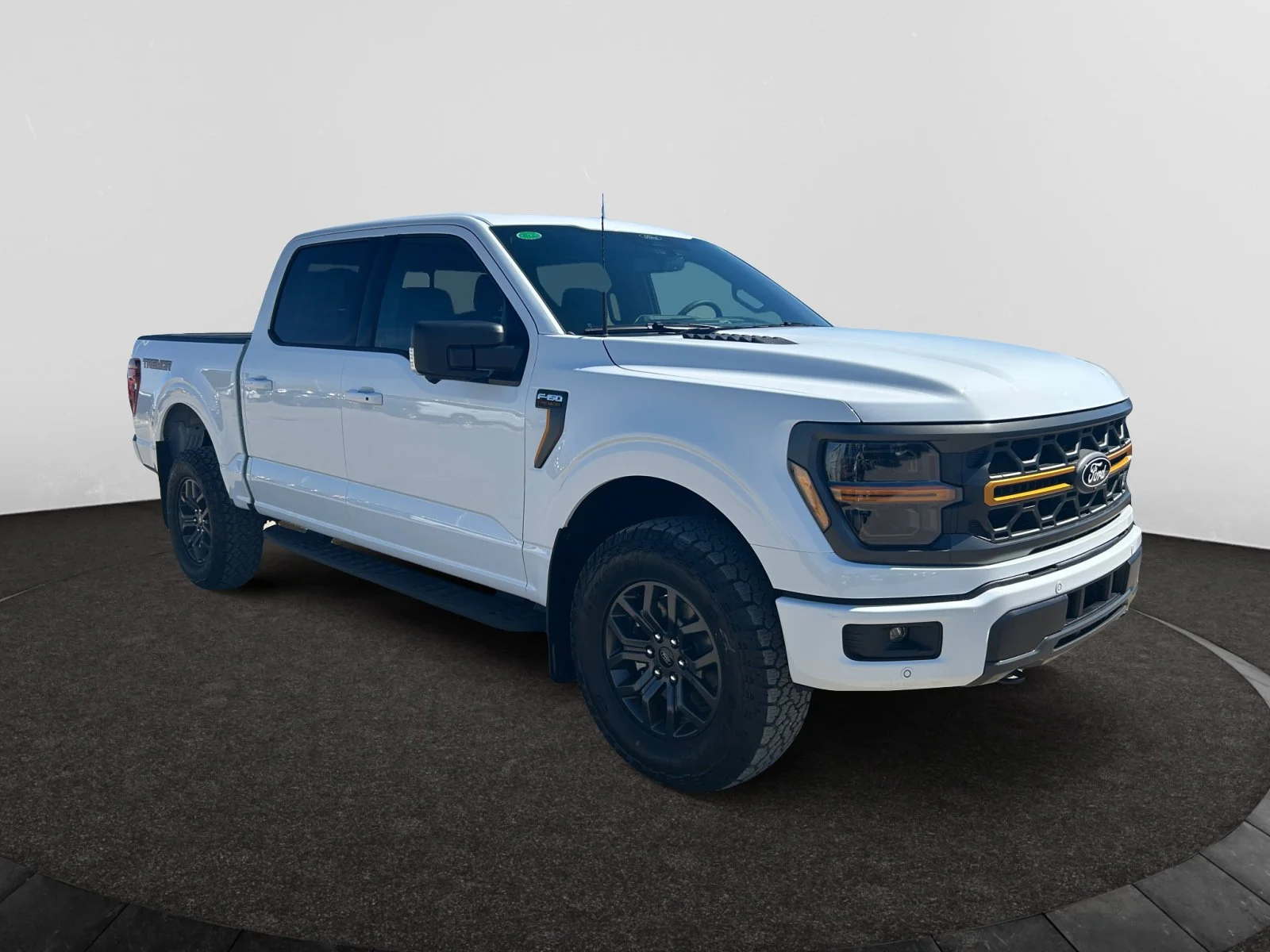 New 2026 Oxford White Ford Tremor image 7