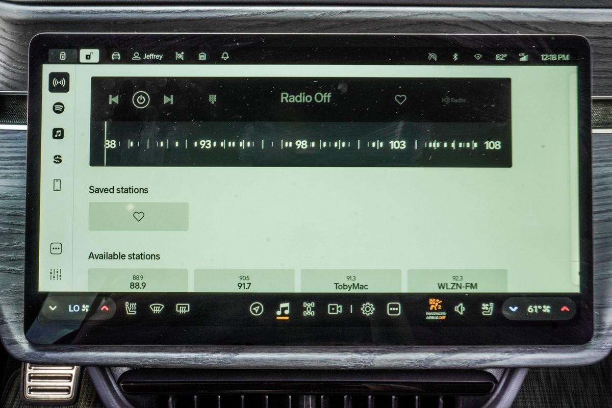 Used 2024 Gray Rivian Adventure image 22