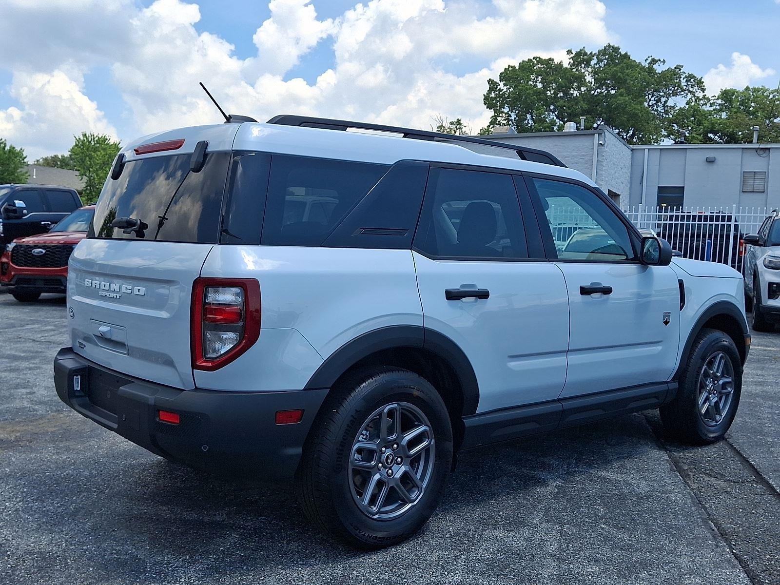 New 2026 Space White Metallic Ford Big Bend® image 4