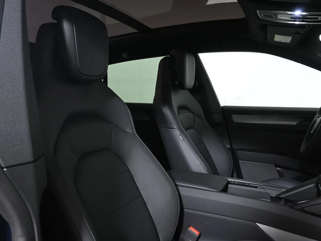 2026 Porsche Cayenne S - Photo 40
