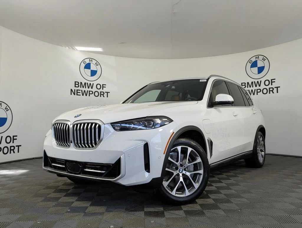 2026 BMW X5 xDrive50e's photo