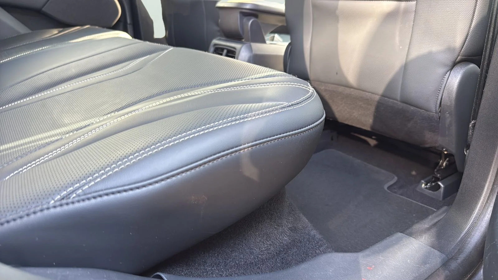 Used 2023 Gray Ford Premium image 26