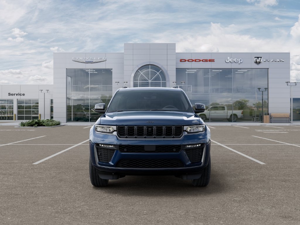New 2026 Fathom Blue Pearl-Coat Exterior Paint Jeep Limited Reserve image 6