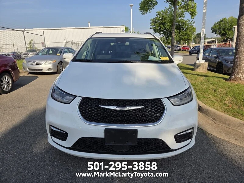 Used 2021 Bright White Clearcoat CHRYSLER TOURING image 2