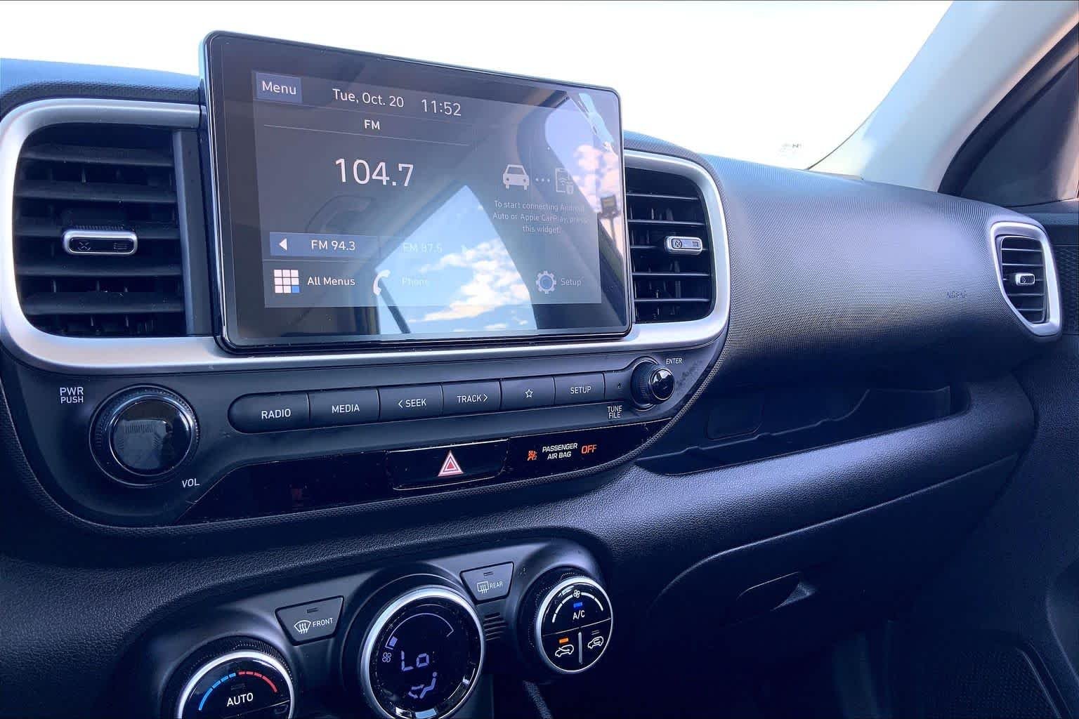 Used 2023 Green Apple Hyundai SEL image 35