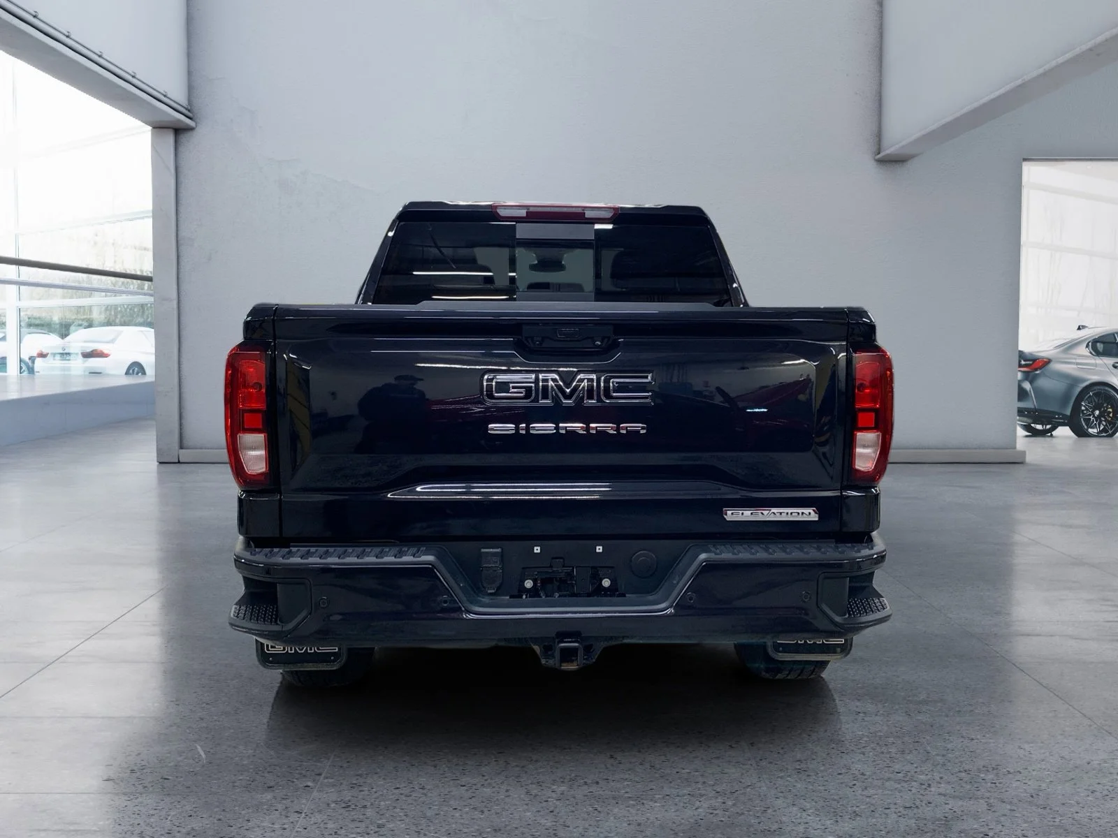 Used 2025 TITANIUM RUSH METALLIC GMC Elevation image 4