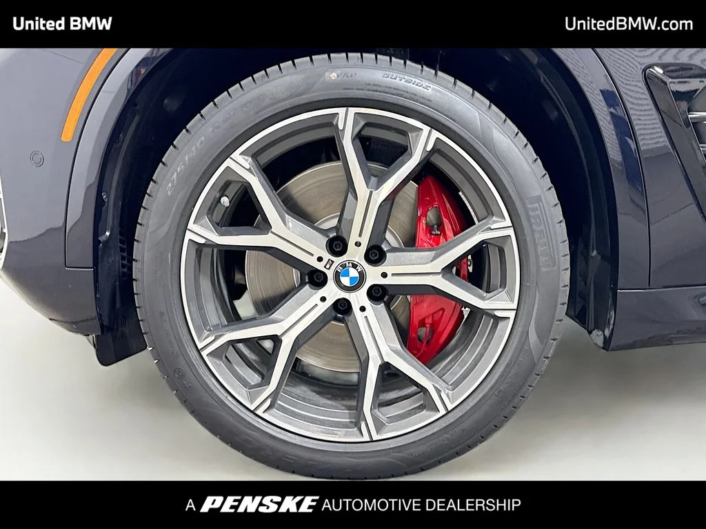 New 2026 Carbon Black Metallic BMW xDrive50e image 2