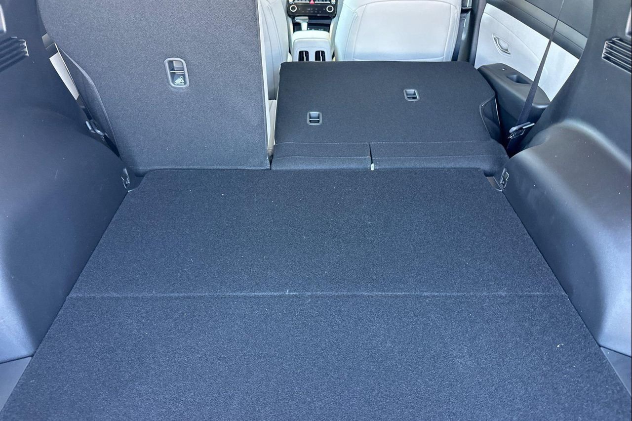 New 2026 Hampton Gray Hyundai SEL Premium FWD image 15