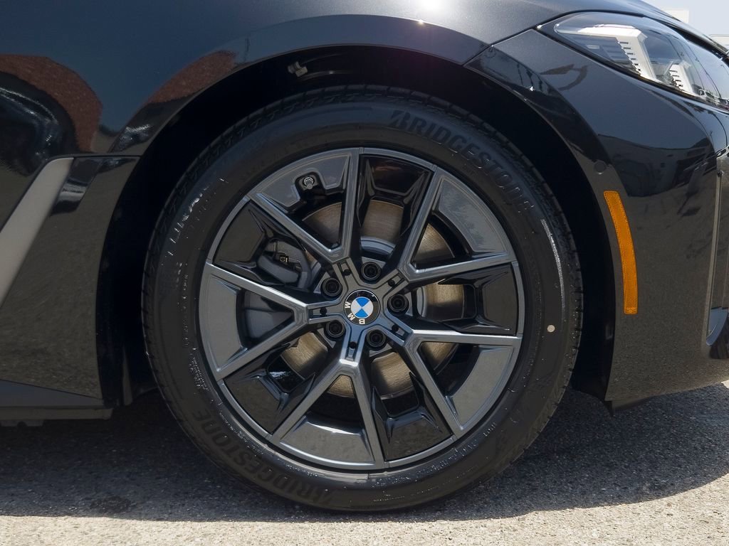 New 2026 Black Sapphire Metallic BMW eDrive40 image 7