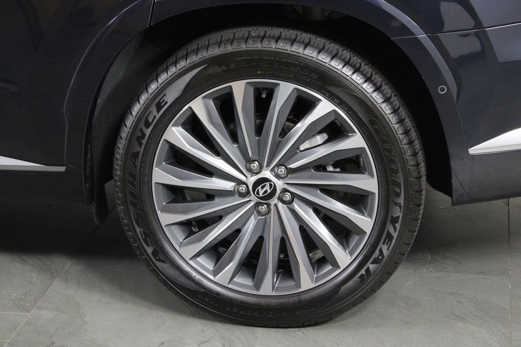 Certified Used 2024 White Hyundai Calligraphy image 16