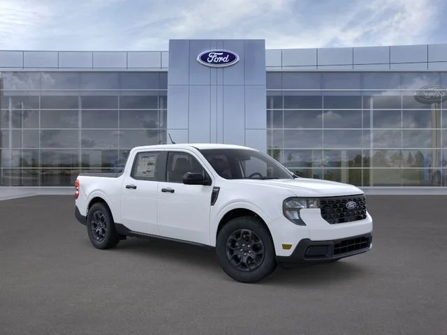 Used 2026 Oxford White Ford XLT image 7