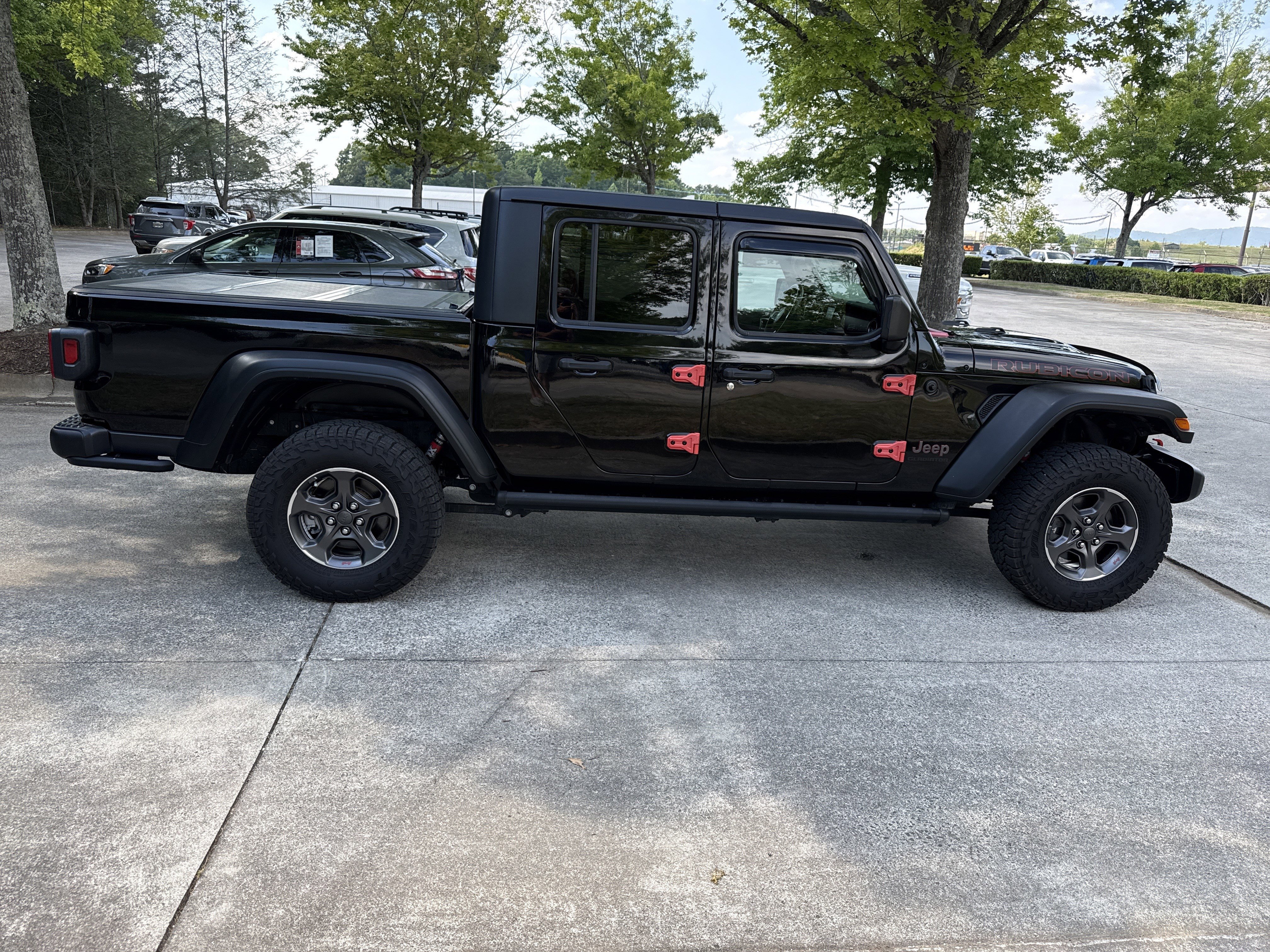 Used 2020 Black Clearcoat Jeep  image 8