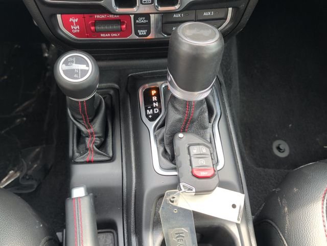 Used 2021 Red Jeep Unlimited Rubicon image 19