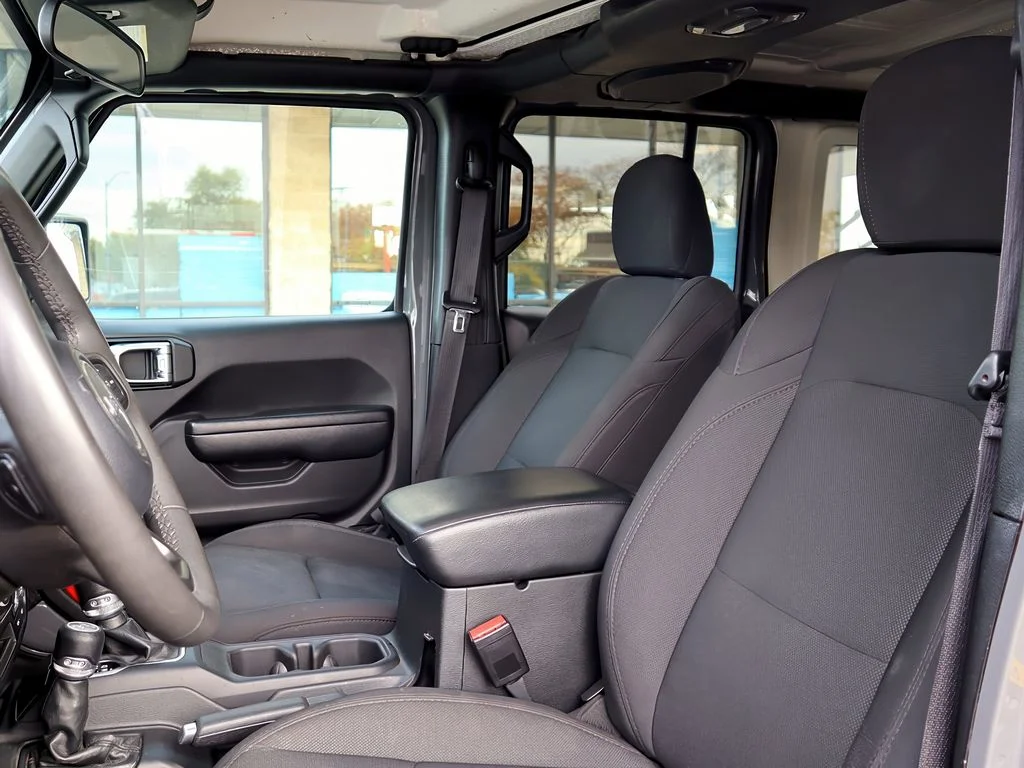 2023 Jeep Wrangler 4xe Willys 4XE - Photo 11