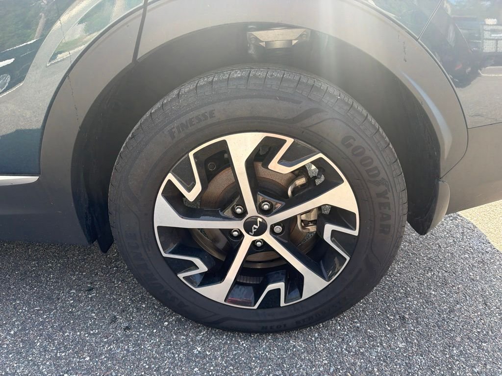Certified Used 2025 Blue Kia EX image 27