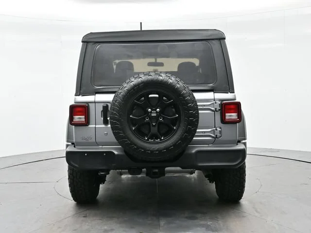 Used 2020 Billet Silver Metallic Clearcoat Jeep Willys Sport image 6