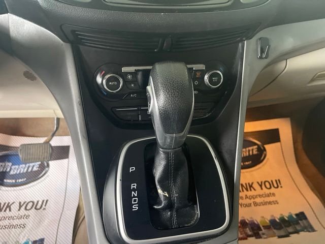 Used 2014 Gray Ford SE image 23