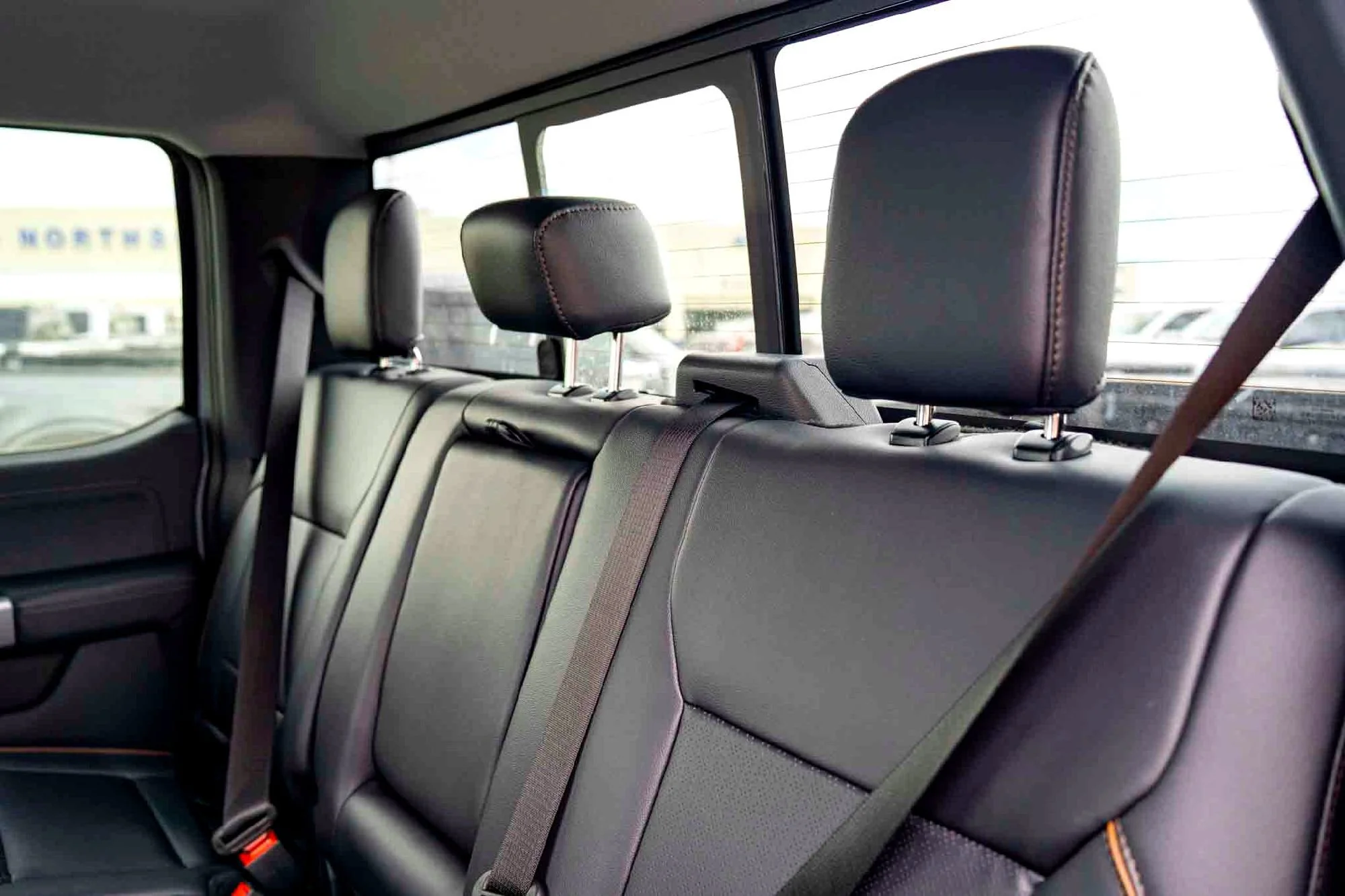 New 2026 Glacier Gray Metallic Tri-Coat Ford LARIAT image 18