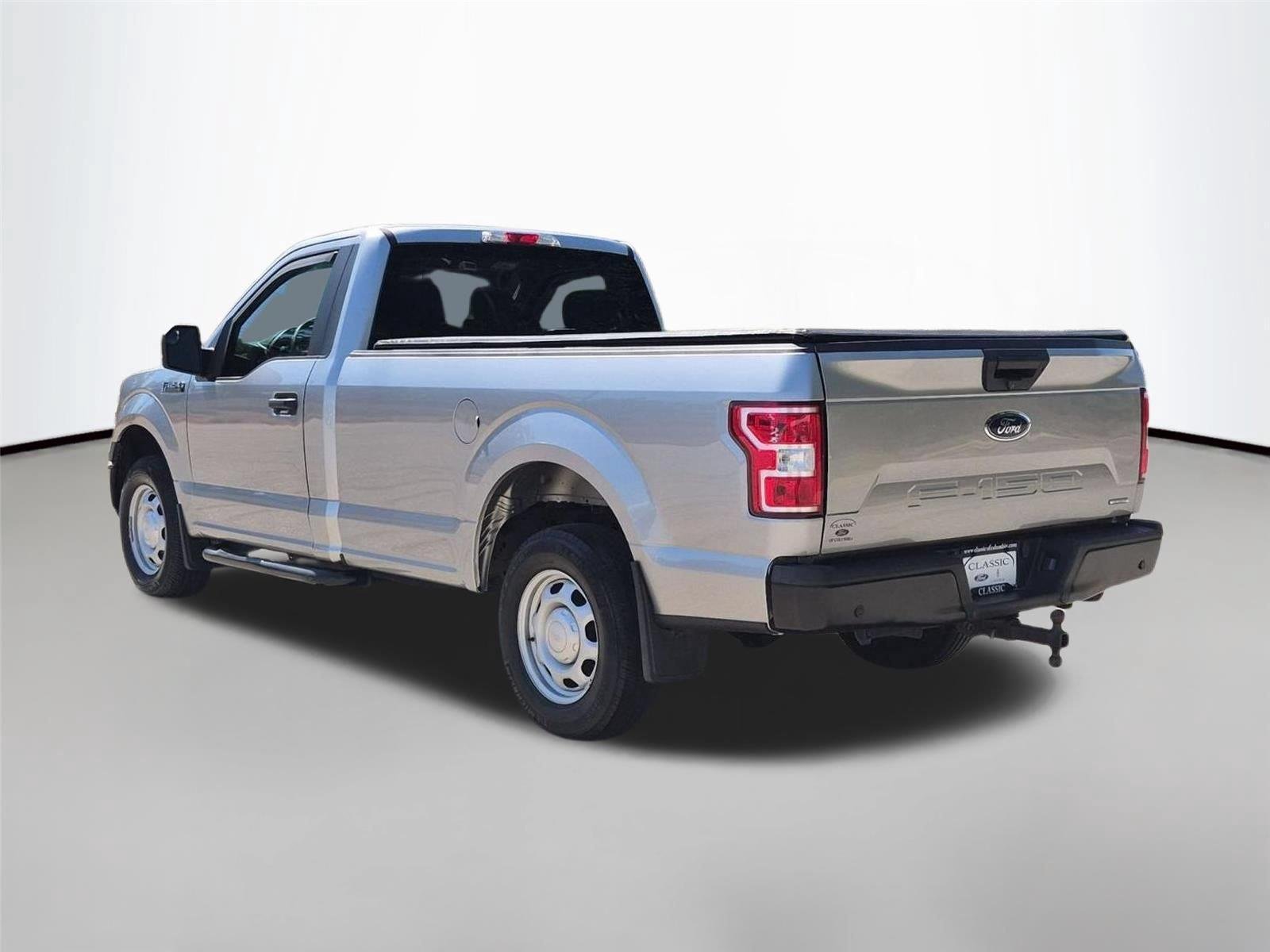 Used 2020  Ford XL image 3