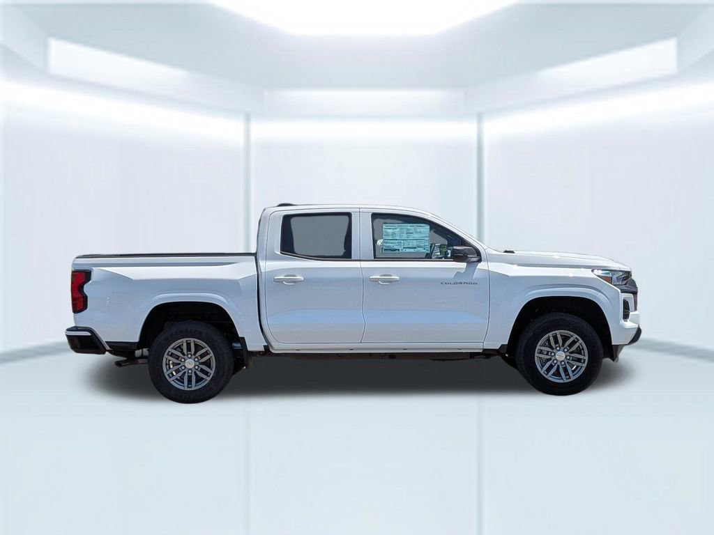 2026 Chevrolet Colorado LT - Photo 7