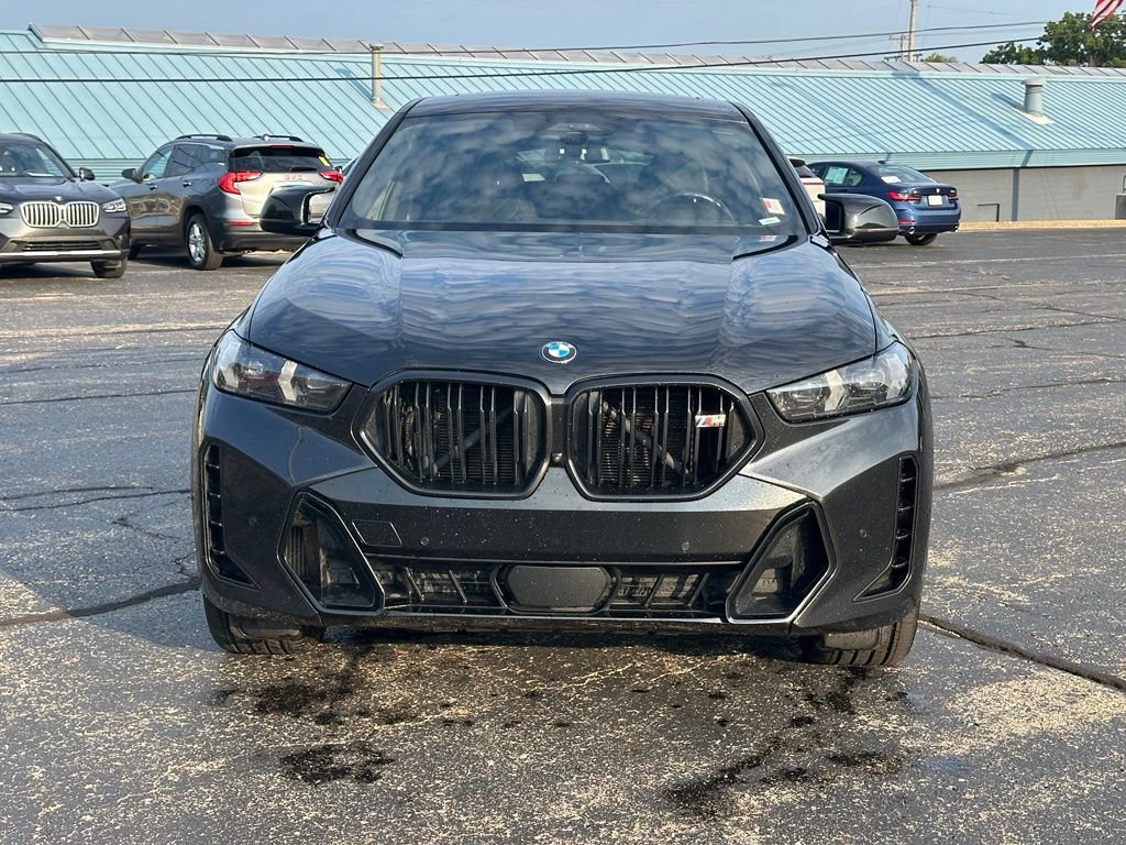 Used 2024 Black Sapphire Metallic BMW M60i image 2