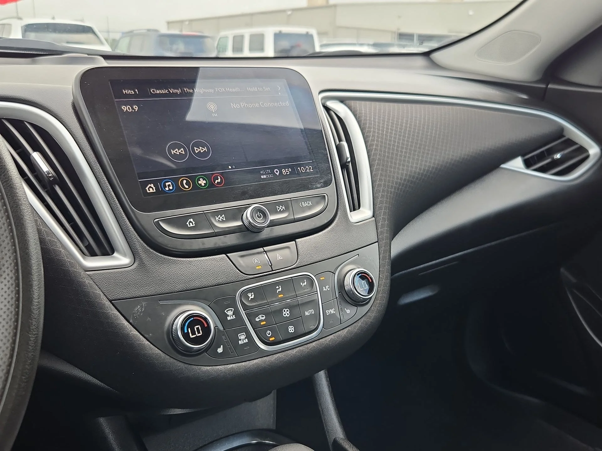 Used 2024 Lakeshore Blue Metallic Chevrolet LT image 22