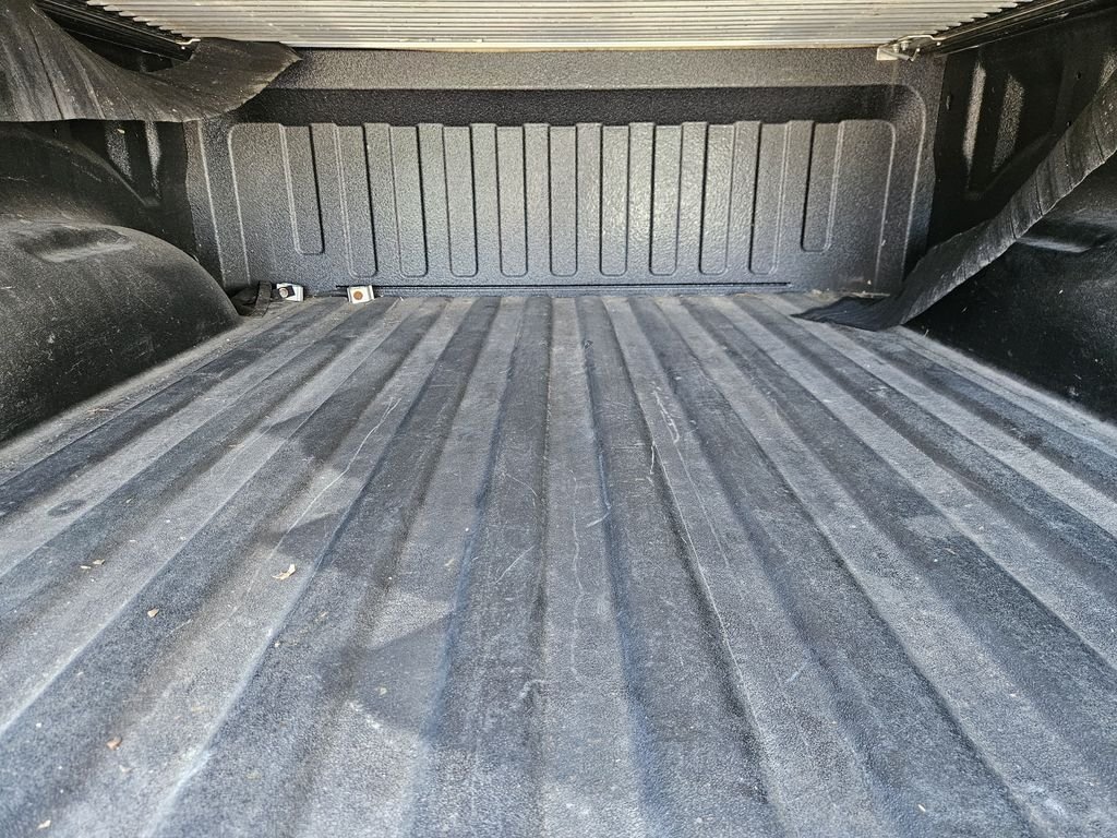 Used 2022 Silver Ram Laramie image 31