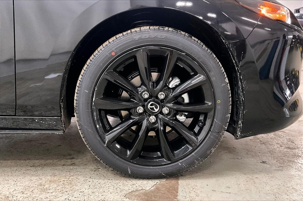 2026 MAZDA MAZDA3 - Image 11