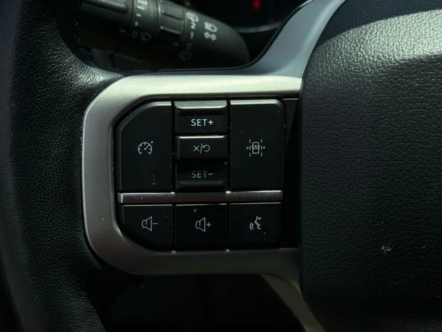 Used 2024 Black Ford XLT image 25