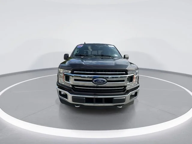 Used 2020 Red Ford XLT image 2