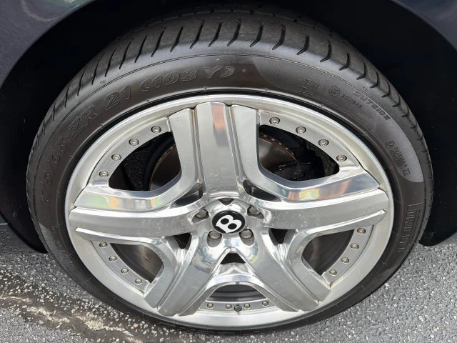 Used 2014 Blue Bentley W12 image 20