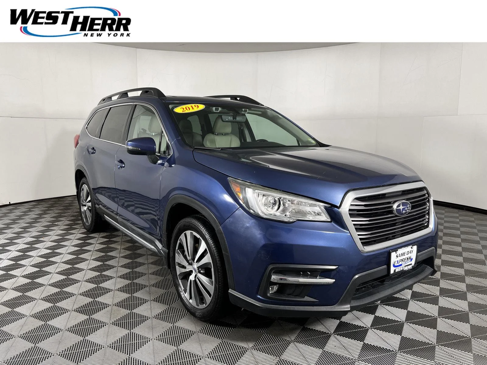 Used 2019 Abyss Blue Pearl Subaru Limited image 1
