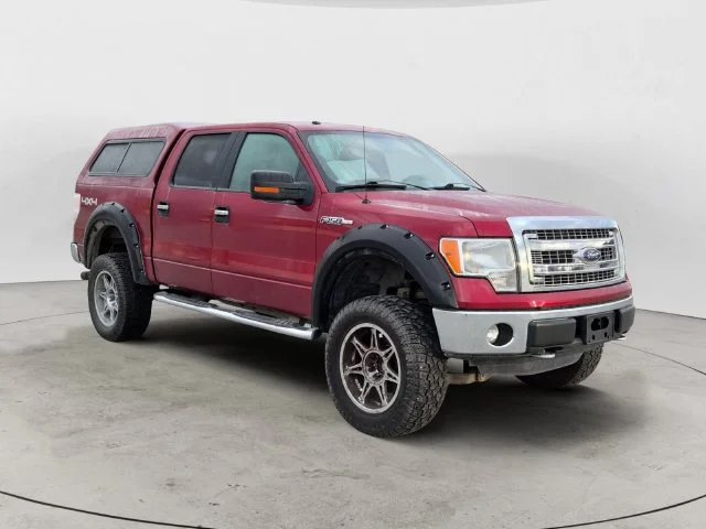 Used 2013 Red Ford XLT image 3