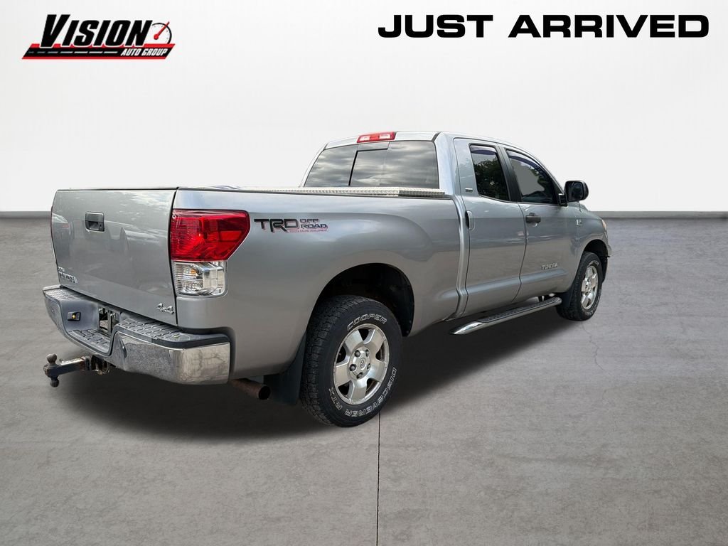 Used 2010 Silver Toyota Grade image 5