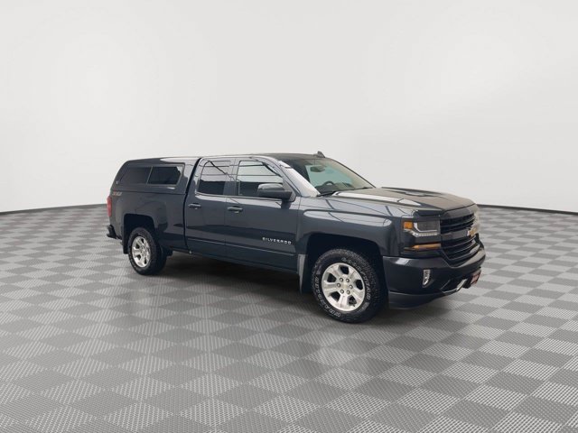 Used 2017 Graphite Metallic Chevrolet LT image 31